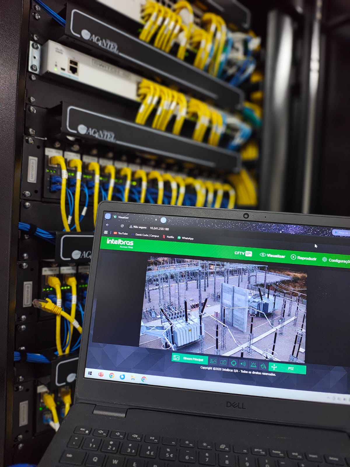 Monitoramento no rack - Cajuína